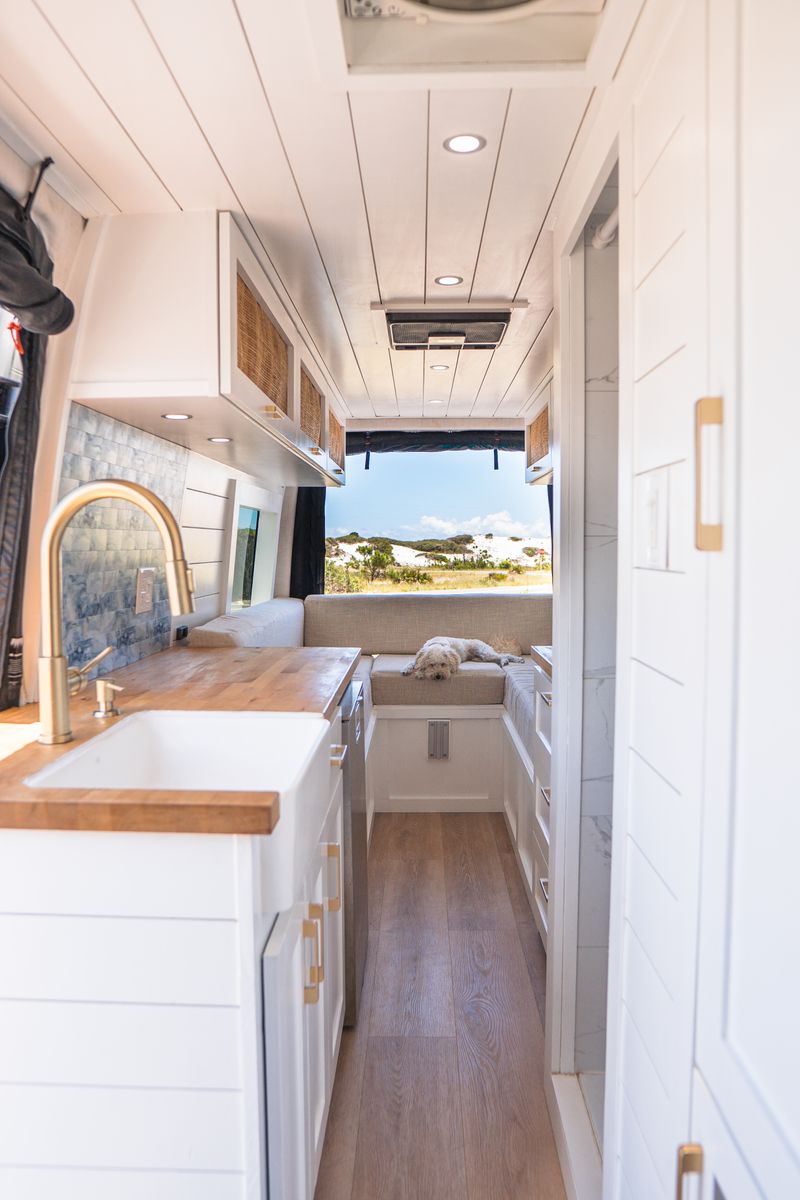 Picture 1/19 of a 2021 Mercedes Sprinter 170 for sale in Boca Raton, Florida