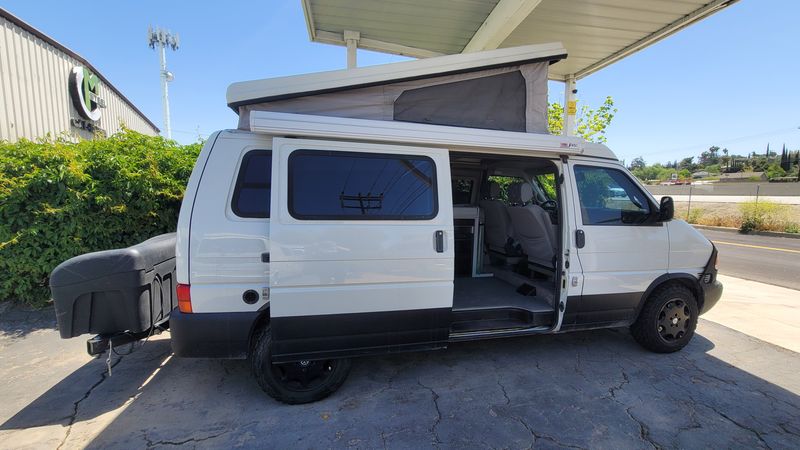Picture 1/17 of a 2001 VW EuroVan Full Camper for sale in Yucaipa, California