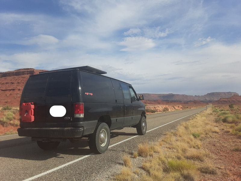 Picture 3/17 of a 4x4 Ford E-350 V8 1996 low mileage for sale in Los Angeles, California