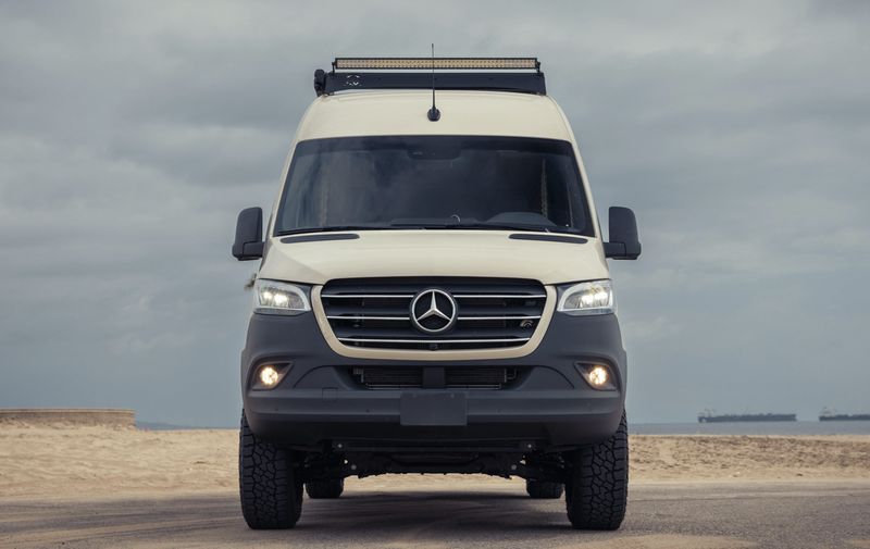 Picture 4/15 of a 4x4 Mercedes Sprinter SV Social - "Vanhalla" for sale in San Diego, California