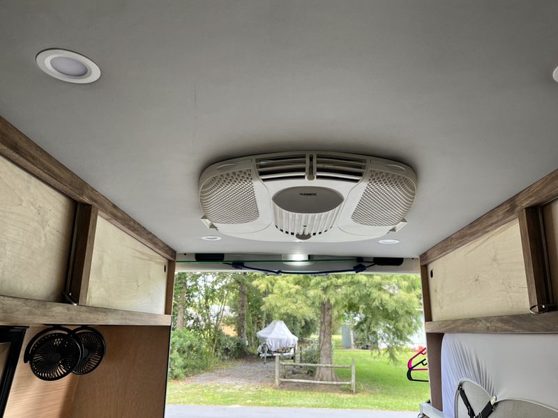 Picture 3/11 of a 2008 Sprinter 2500 for sale in Edenton, North Carolina