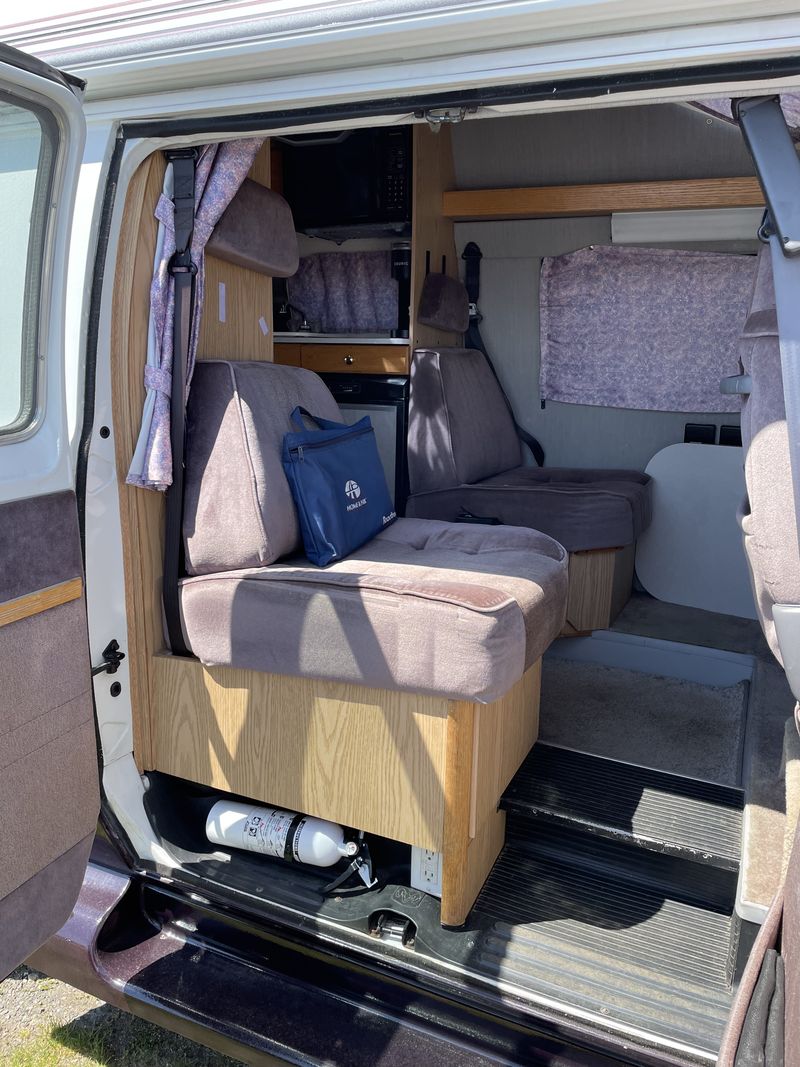Picture 4/20 of a 2000 Roadtrek Versatile 190 for sale in Milford, Connecticut