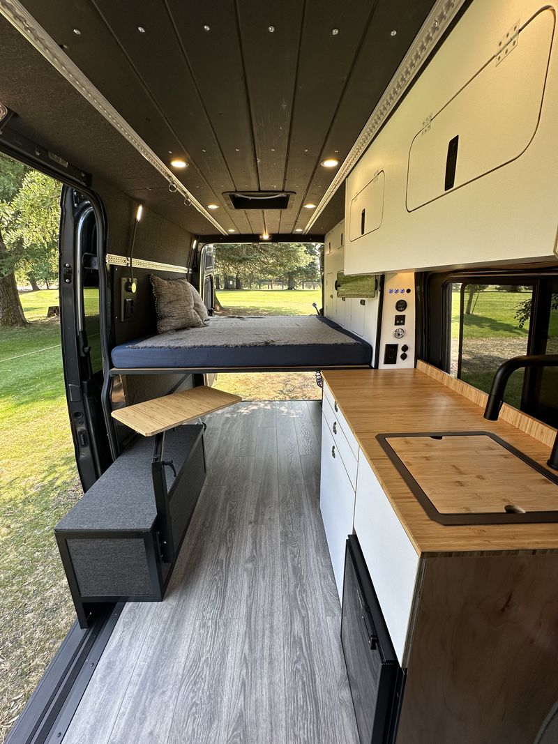 Picture 2/32 of a 2024 AWD Sprinter Campervan NEW! for sale in Hood River, Oregon