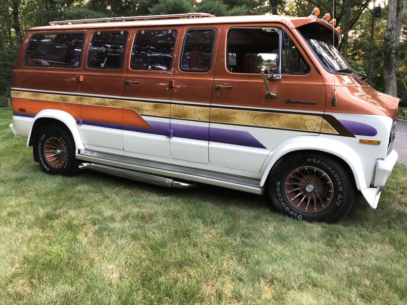 Picture 3/13 of a 1973 Dodge Sportsman, B200 for sale in North Scituate, Rhode Island