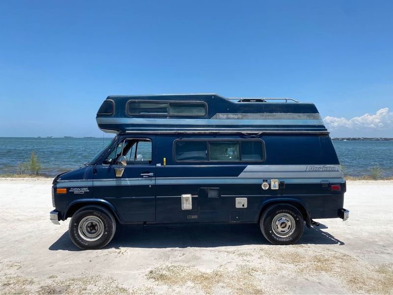 Picture 2/11 of a 1986 Chevy G20 Horizon Campervan for sale in New Port Richey, Florida