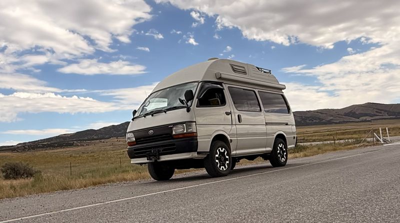 Picture 1/22 of a 1996 Toyota Hiace campervan for sale in Santa Cruz, California