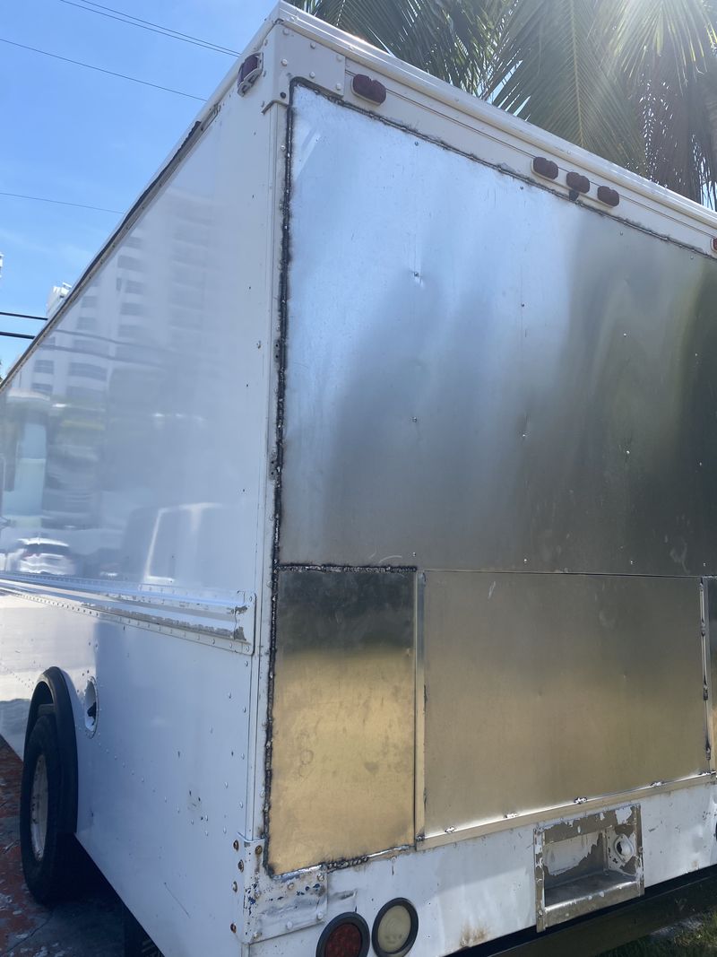 Picture 6/29 of a 1986 Ford Breadtruck stepvan for sale in Fort Lauderdale, Florida