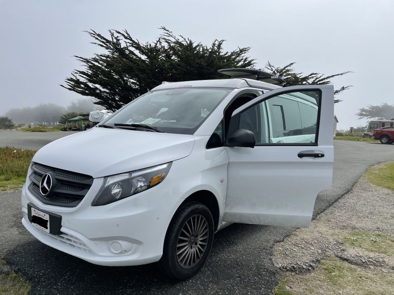 Picture 2/16 of a 2019 Mercedes Metris for sale in Sacramento, California