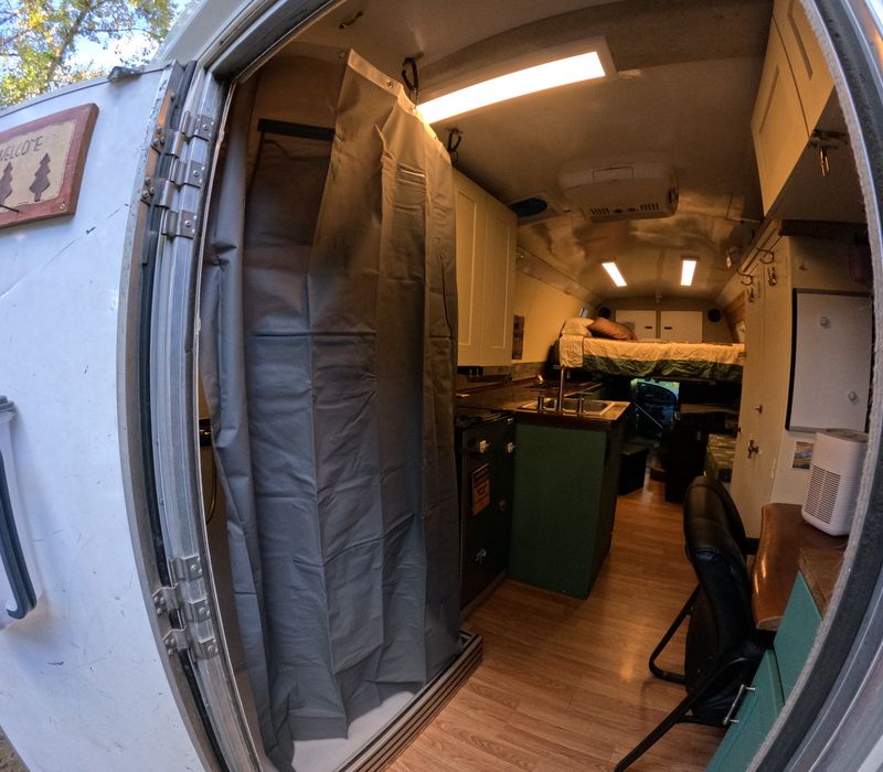 Picture 2/13 of a 2006 Ford E450 Conversion Van for sale in Denver, Colorado