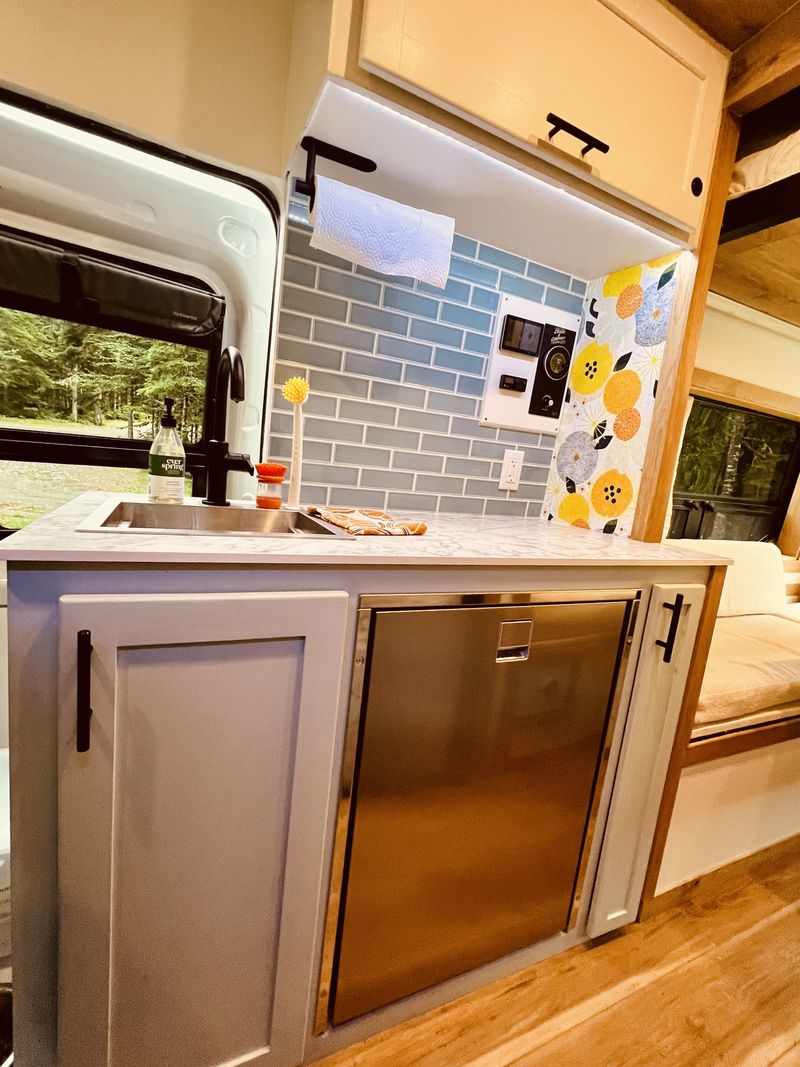 Picture 5/10 of a Luxury Custom Built Campervan (seats & sleeps 4) for sale in Bend, Oregon