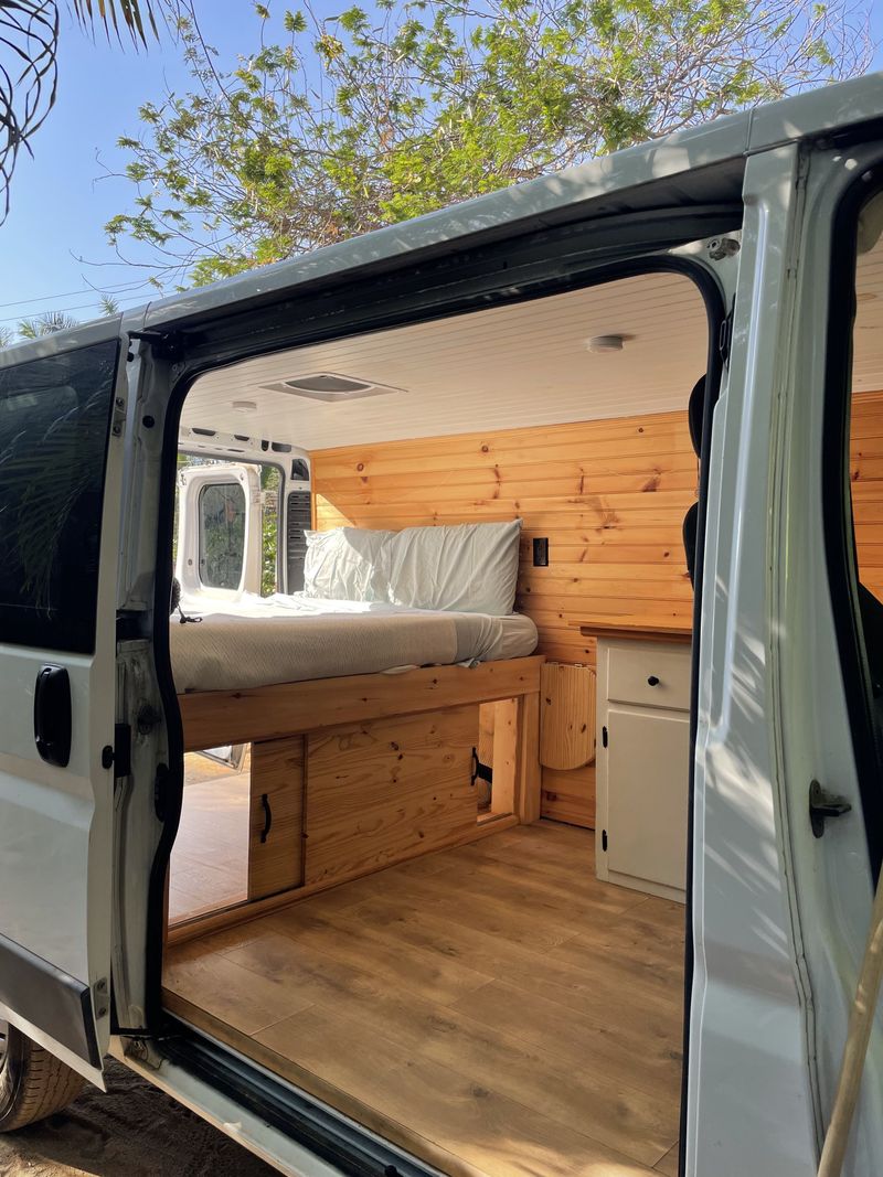 Picture 4/14 of a Converted 2017 Ram Promaster 1500 Campervan for sale in Los Angeles, California