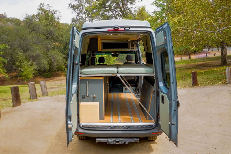 Picture 4/8 of a Mercedes Benz Sprinter Texino Switchback Campervan 4x4 for sale in Los Angeles, California