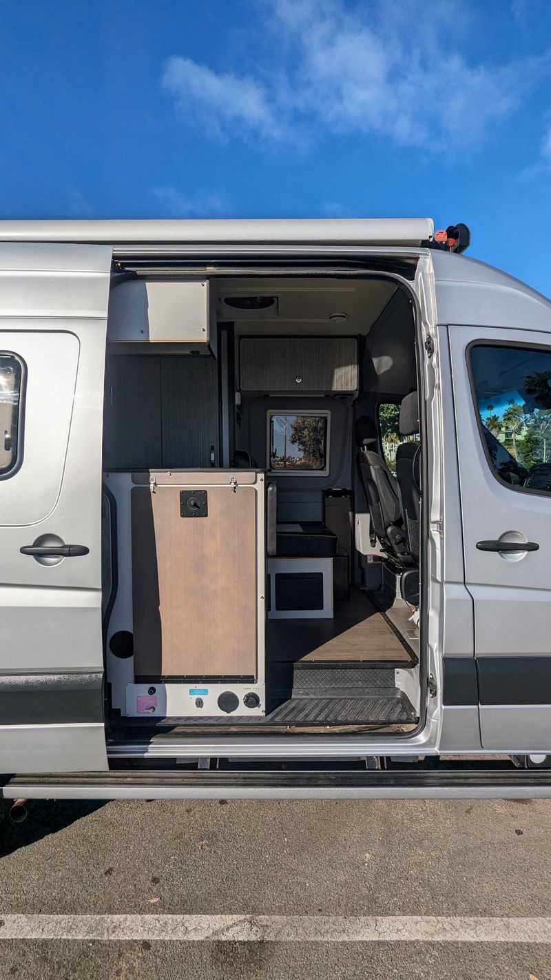 Picture 2/32 of a 2019 Winnebago Revel for sale in Santa Barbara, California