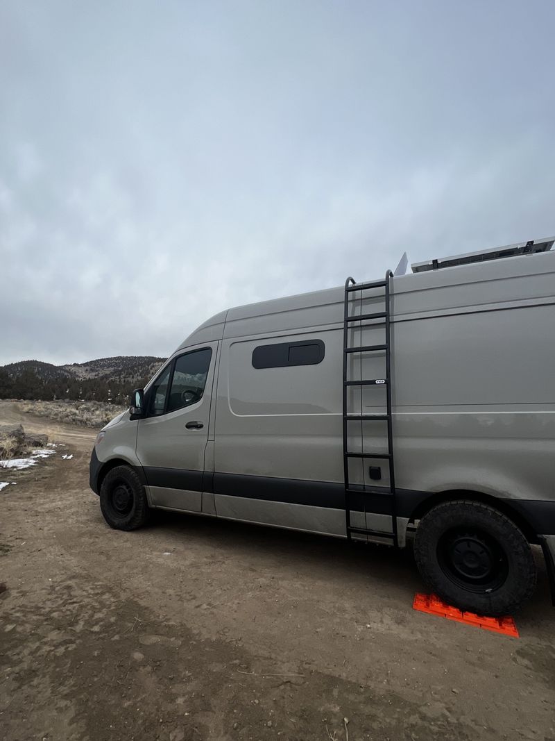 Picture 4/26 of a *Price Drop* 2021 Sprinter Van High Roof Diesel V6 for sale in Portland, Oregon