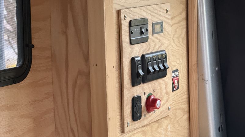 Picture 2/3 of a Ford Transit T-350 Electric for sale in Manassas, Virginia