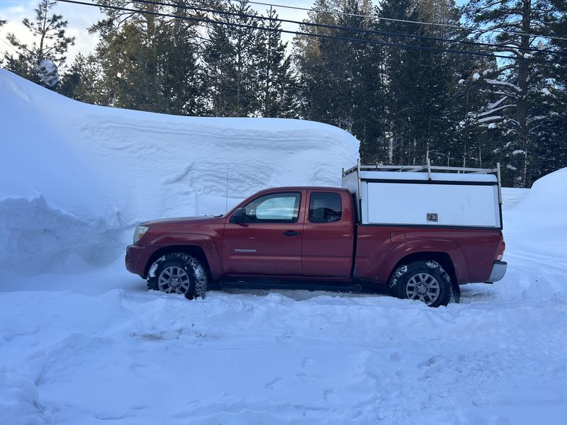 Picture 4/11 of a 2008 Toyota Tacoma Camper for sale in Walnut Creek, California