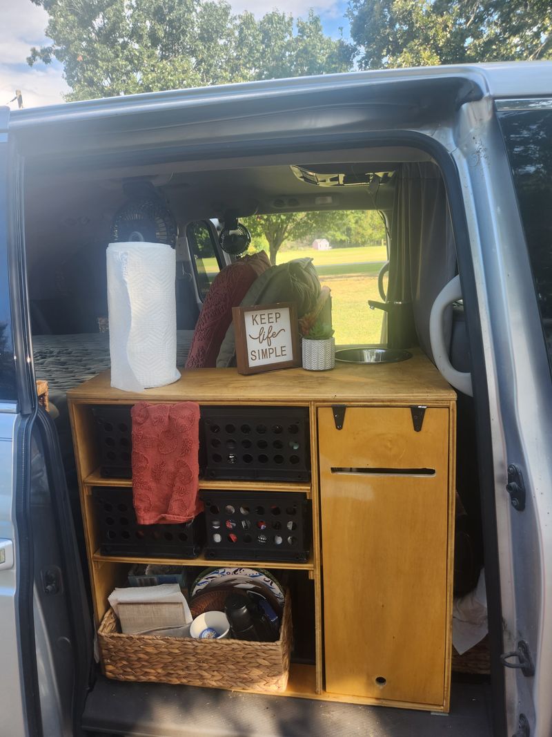 Picture 1/14 of a 2014 Honda Odyssey Touring Elite for sale in Claremore, Oklahoma