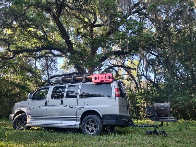 Picture 1/23 of a 2004 GMC Savana AWD for sale in Miami, Florida