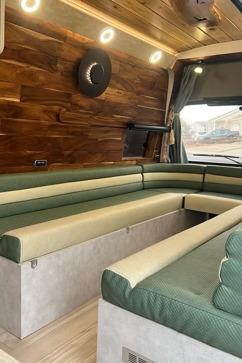 Picture 4/10 of a 1997 Toyota Hiace - Converted by Samurai Campers Japan! for sale in Lindon, Utah