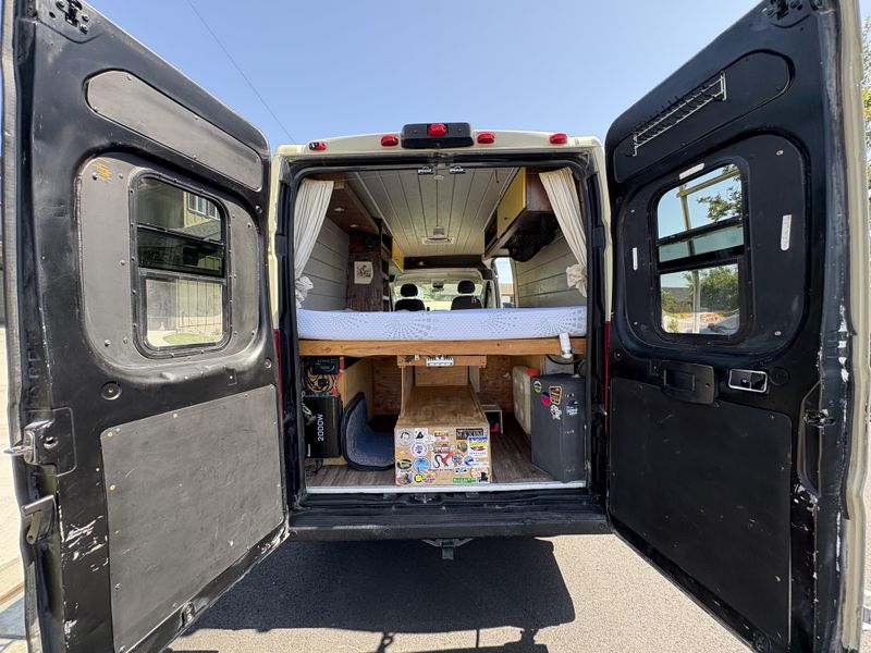 Picture 4/21 of a 2019 Ram Promaster 2500 Camper Van for sale in Huntington Beach, California