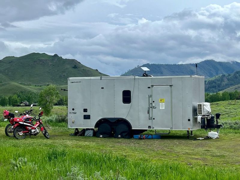 Picture 2/18 of a 2022 Off Grid Camper for sale in Colorado Springs, Colorado