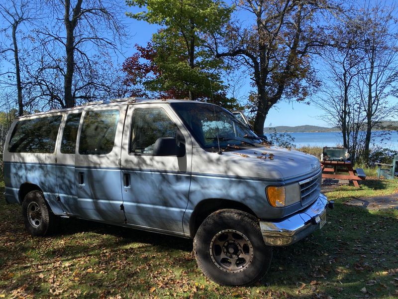 Picture 3/12 of a 1993 Ford Econoline F350 7.5l camper van for sale in Collingswood, New Jersey