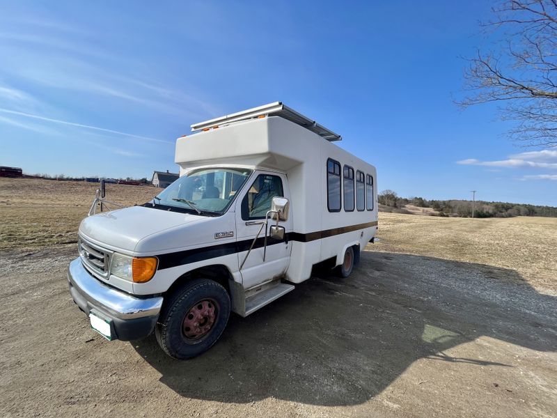 Picture 2/15 of a Ford E-350 Super Duty for sale in Middlebury, Vermont