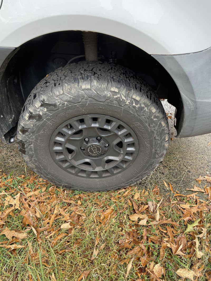 Picture 5/13 of a Mercedes-Benz sprinter 2500 High Roof w/170" WB for sale in Charlotte, North Carolina