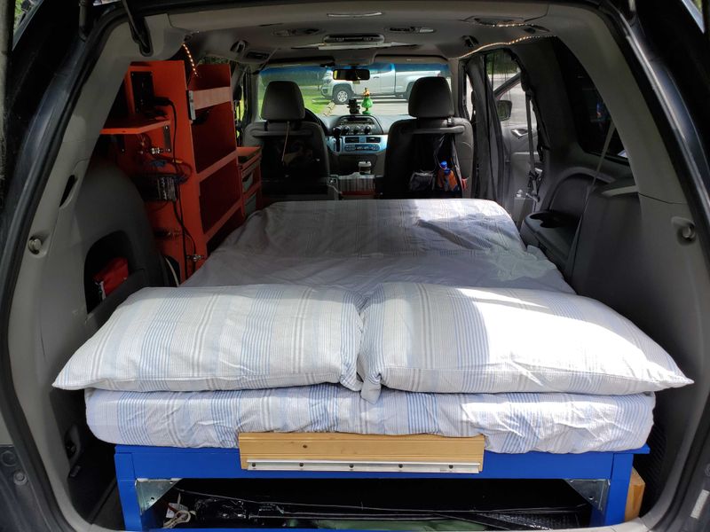 Picture 5/15 of a 2010 Honda Odyssey Camper Conversion for sale in Lakewood, Ohio