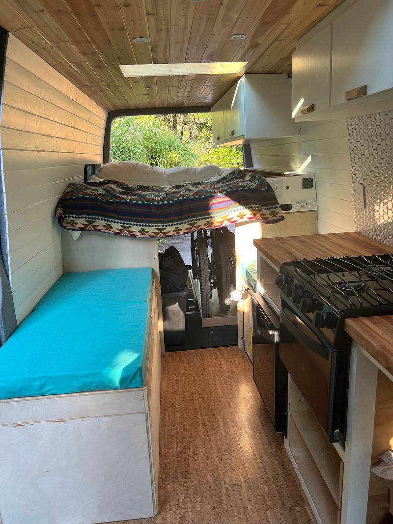 Picture 5/9 of a 2007 Dodge Sprinter 2500 170wb camper van for sale in Bellingham, Washington