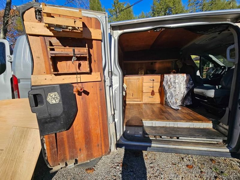 Picture 3/13 of a 2017 Ford Transit 250 low roof for sale in Knoxville, Tennessee