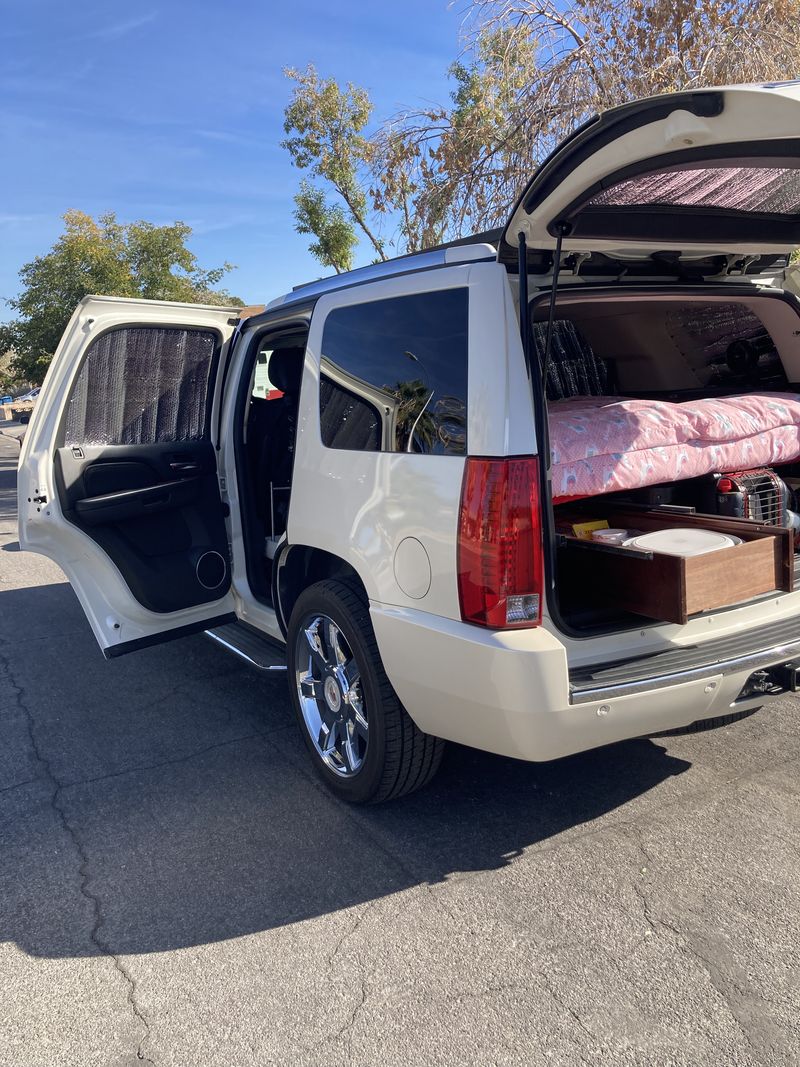 Picture 1/33 of a 2010 Luxury Cadillac Escalade Camper for sale in Las Vegas, Nevada