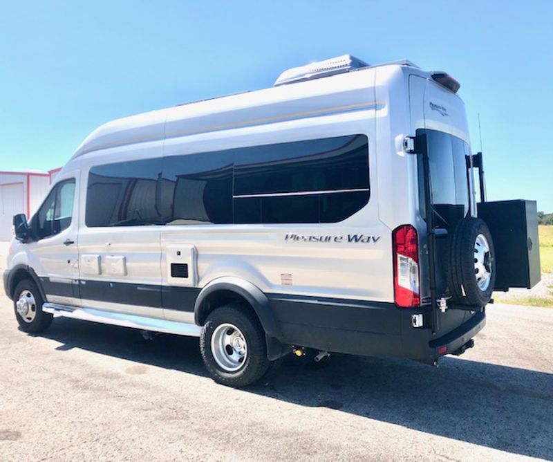 Picture 2/6 of a 2023 Pleasureway Ontour 2.2 for sale in Pryor, Oklahoma