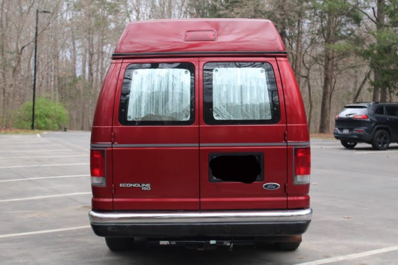 Picture 5/60 of a 1998 Ford E-150 Econoline Campervan for sale in Cary, North Carolina