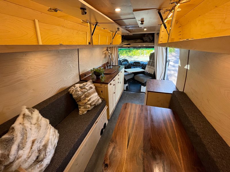 Picture 6/22 of a 2006 T1N Sprinter 140WB High Roof Ojai Adventure Build for sale in Portland, Oregon