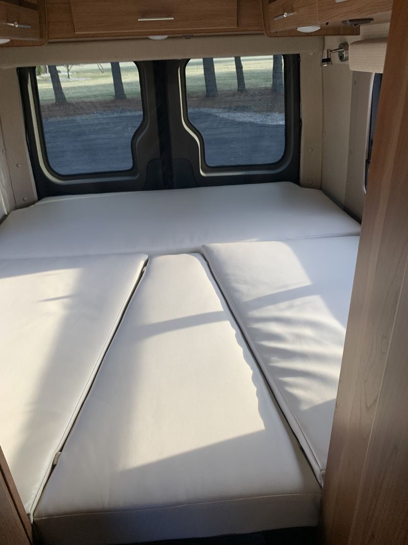 Picture 5/36 of a 2015 Mercedes-Benz Sprinter 170A Winnebago for sale in Trafalgar, Indiana