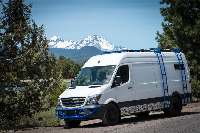 Picture 5/17 of a Mercedes-Benz Sprinter 3500 Outside Van for sale in Bend, Oregon