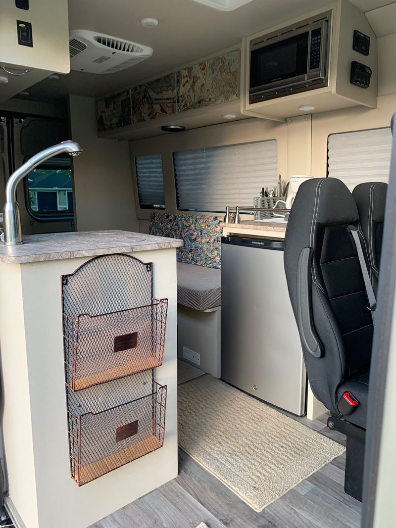 Picture 3/19 of a 2017 Dodge Ram Promaster 3500 Professionaly Customized  for sale in Orlando, Florida