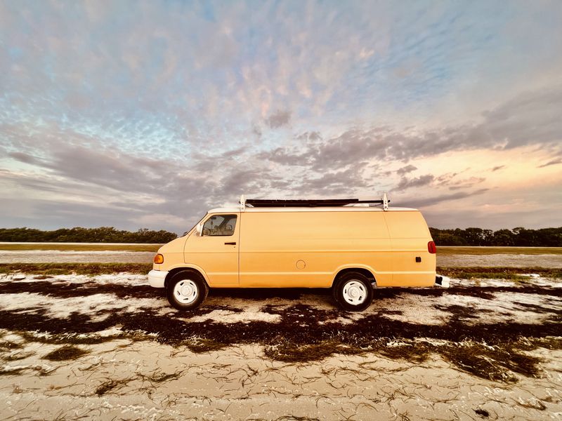 Picture 4/36 of a ☮️ ✨ Rooftop Deck - Retro Camper Van for sale in Saint Petersburg, Florida