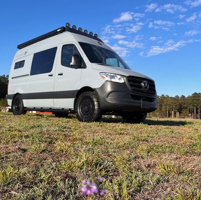 Photo of a Camper Van for sale: Artemis Custom Built