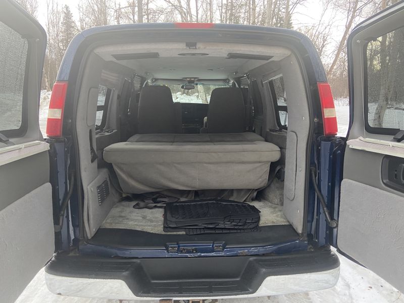 Picture 4/15 of a 2004 Chevrolet Express All Wheel Drive for sale in Anchorage, Alaska