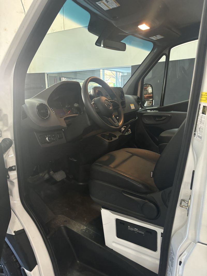 Picture 5/11 of a 2020 Mercedes Sprinter 2500 Cargo Van 170" EXT for sale in Charlotte, North Carolina