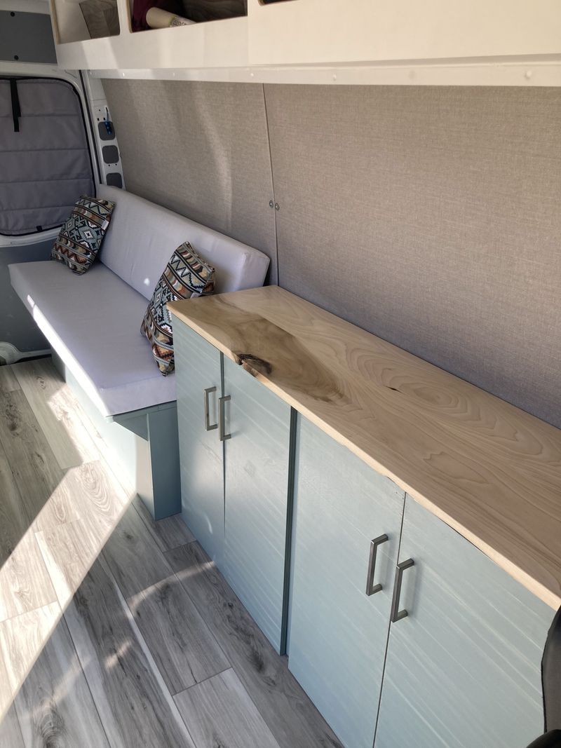 Picture 3/9 of a 2008 Sprinter Campervan for sale in Temecula, California