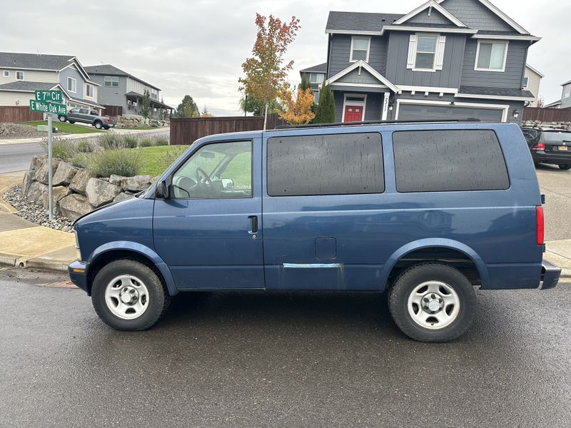 Picture 3/14 of a 2005 Chevy Astro Camper Van for sale in La Center, Washington