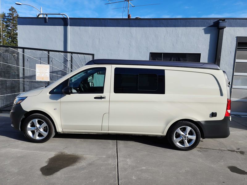 Picture 1/11 of a Mercedes-Benz Metris Camper 2022 for sale in Redwood City, California