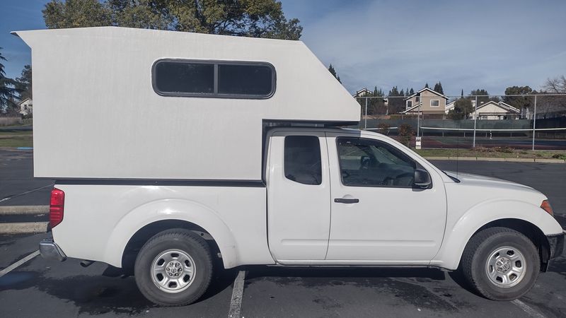 Picture 5/15 of a 2005 Nissan Frontier with 660lb ultralight camper, great MPG for sale in Sarasota, Florida