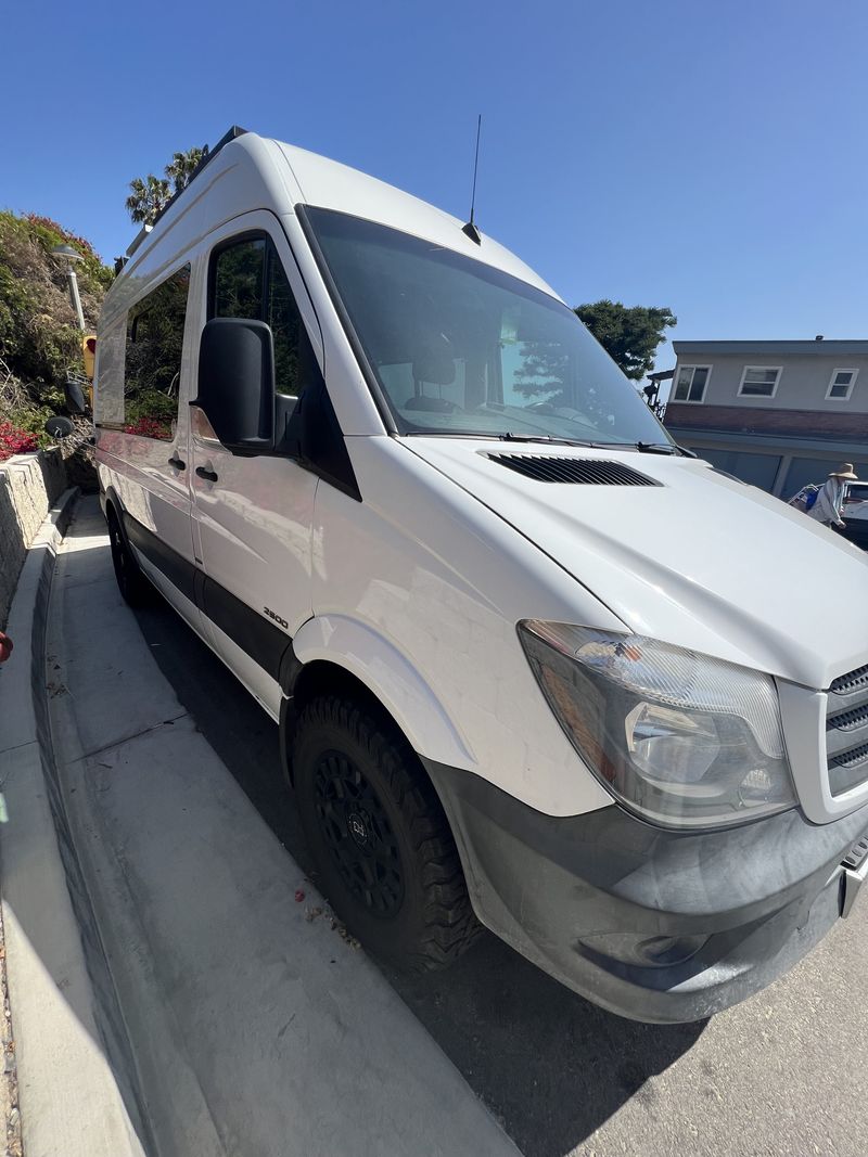 Picture 5/18 of a 2014 Mercedes Sprinter Camper Van for sale in Laguna Beach, California