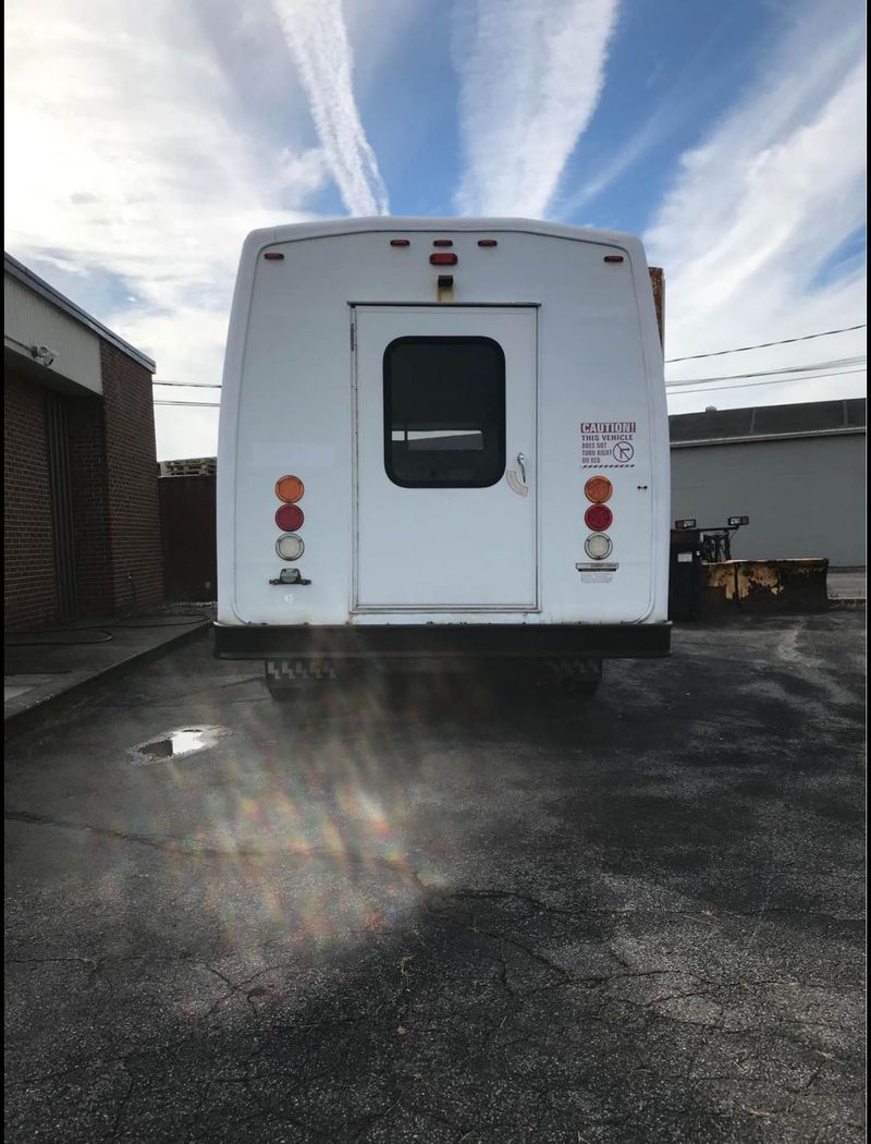 Picture 5/15 of a 2015 Goshen Ford E-Series  for sale in Utica, New York