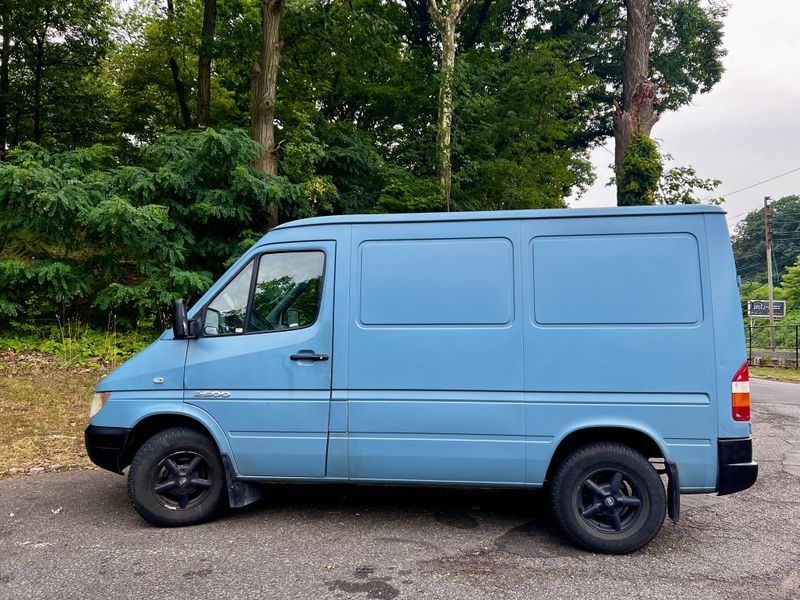 Picture 2/10 of a 2005 Dodge Sprinter DIY Conversion Van for sale in Elizabeth, New Jersey