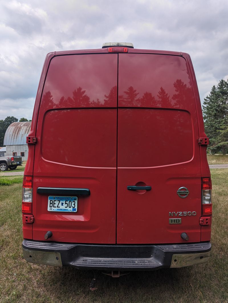 Picture 3/13 of a 2012 Nissan NV2500 HD for sale in Sturgeon Lake, Minnesota